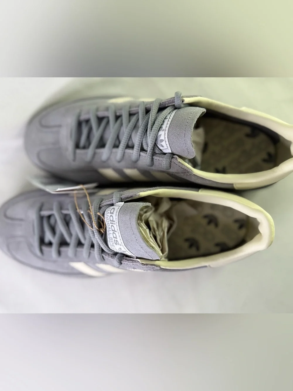adidas classic handball